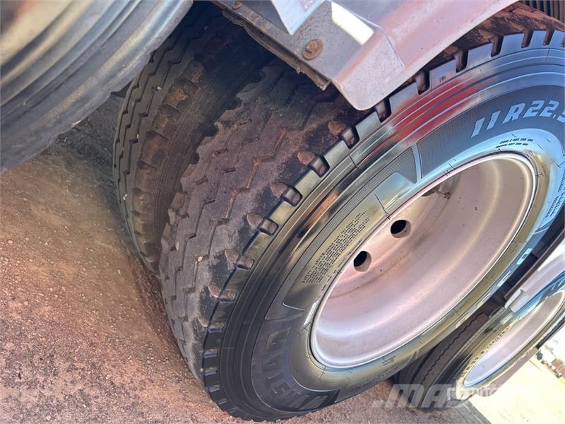 Sloanebuilt 7 m Tri/A B-Double Lead Rollback End D Reboques basculantes