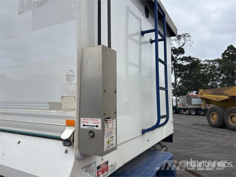 Sloanebuilt 8.2 m Quad Dog End Dump Trailer Tipphengere