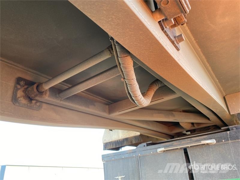 Sloanebuilt 8 m Quad Dog End Dump Trailer Bañera