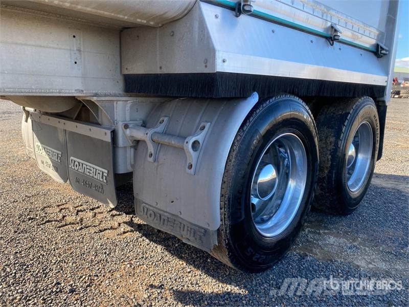 Sloanebuilt 8 m Quad Dog End Dump Trailer Bañera