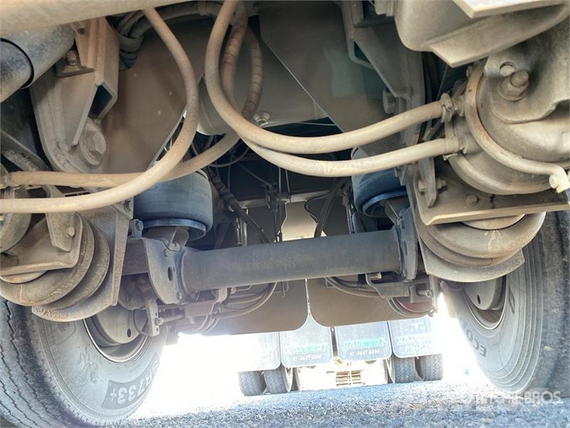 Sloanebuilt 8 m Quad Dog End Dump Trailer Bañera
