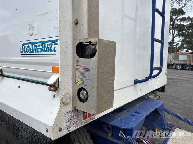  Sloanebuilt 9.9 m 5/Axle Dog End Dump Trailer Tipphengere