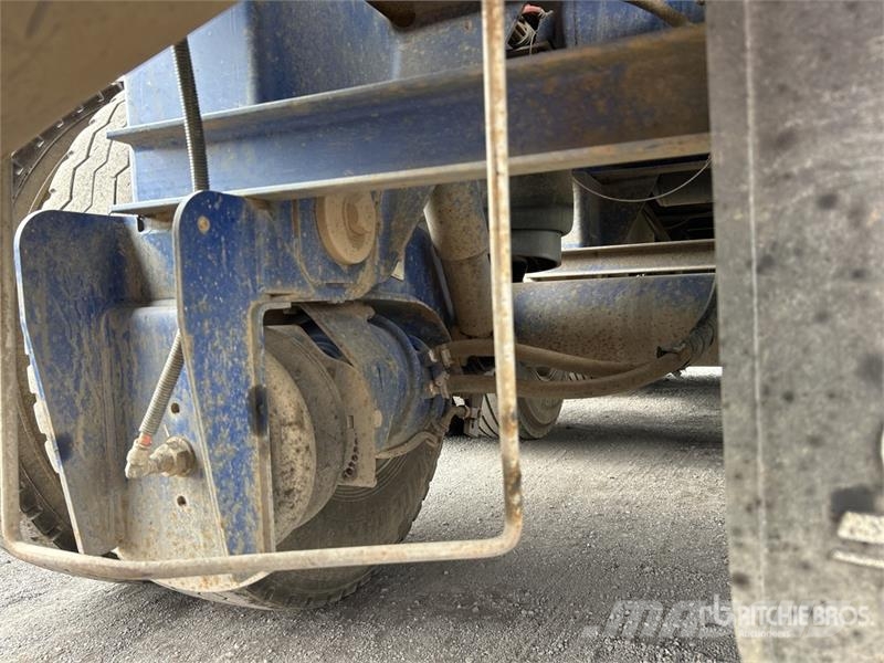  Sloanebuilt 9.9 m 5/Axle Dog End Dump Trailer Tipphengere