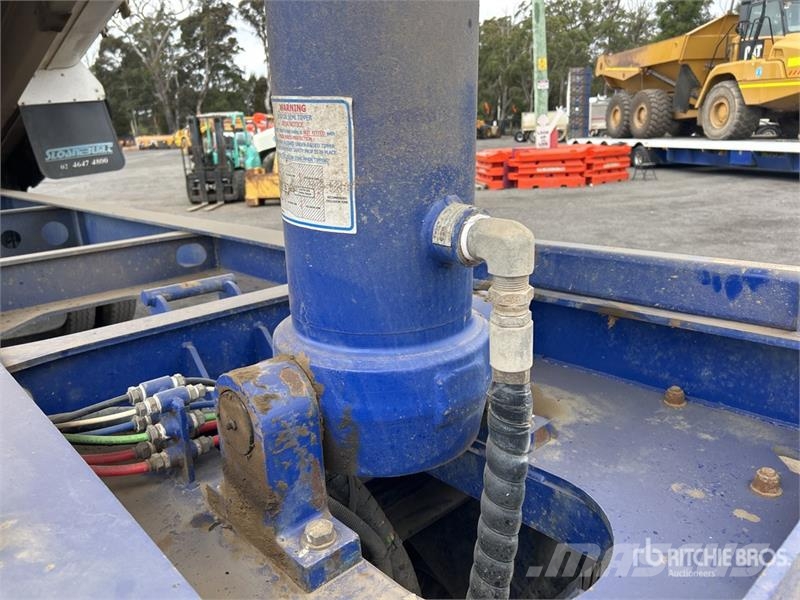  Sloanebuilt 9.9 m 5/Axle Dog End Dump Trailer Tipphengere