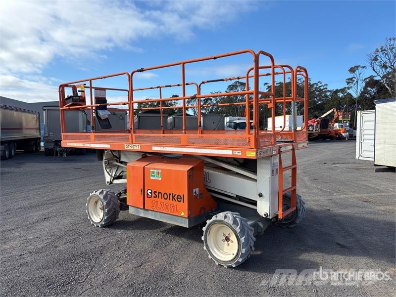 Snorkel SL30SL Diesel Scissor Lift (Inoperable) Scissor lifts