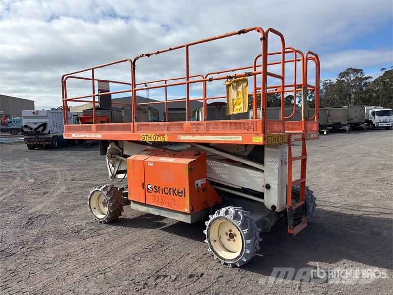 Snorkel SL30SL Diesel Scissor Lift (Inoperable) Scissor lifts