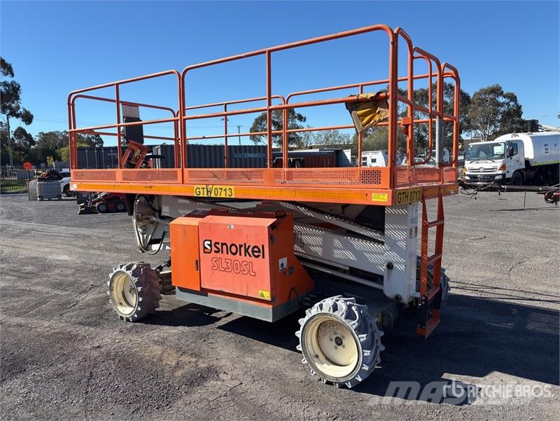 Snorkel SL30SL Diesel Scissor Lift (Inoperable) Scissor lifts