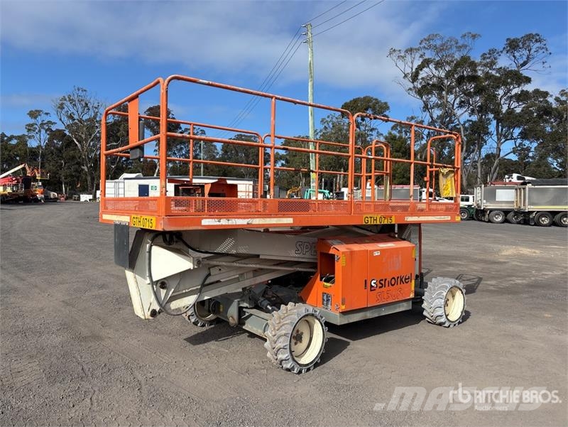Snorkel SL30SL Diesel Scissor Lift (Inoperable) Scissor lifts