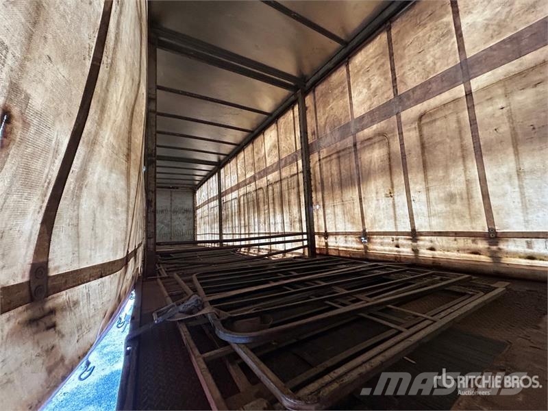 SOUTHERN CROSS 13.4 m Tri/A Step Deck Curtain Side Trailer مقطورات بغطاء جانبي