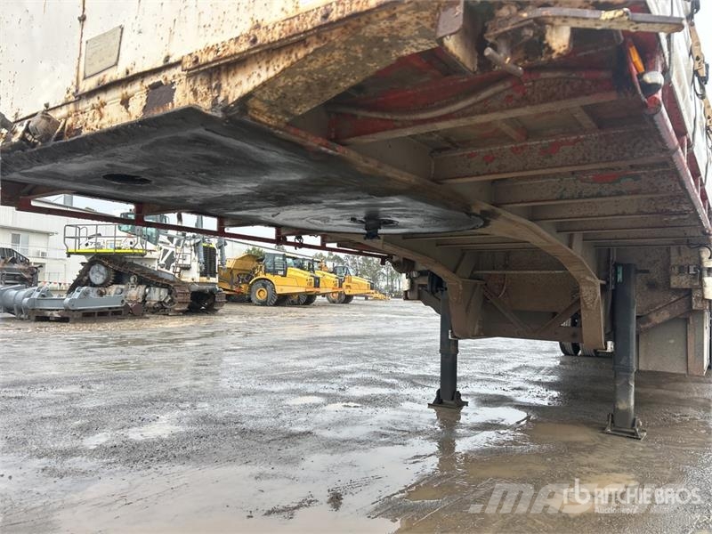 SOUTHERN CROSS 13.4 m Tri/A Step Deck Curtain Side Trailer مقطورات بغطاء جانبي