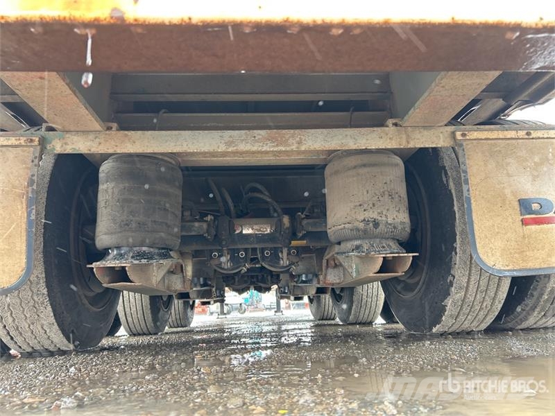 SOUTHERN CROSS 13.4 m Tri/A Step Deck Curtain Side Trailer مقطورات بغطاء جانبي
