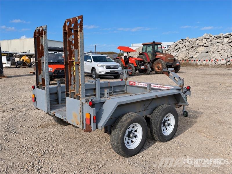 SOUTHERN CROSS 2.4 m Bogie/A Equipment Trailer Car carrier