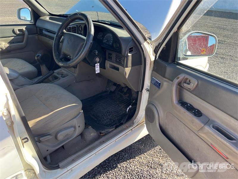 Ssangyong 290Z 4x2 Dual Cab Pickup Drugi