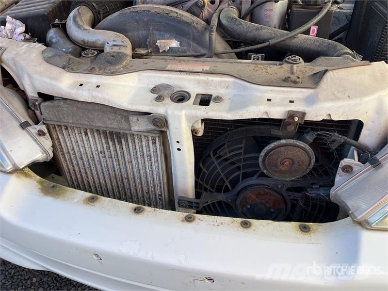 Ssangyong 290Z 4x2 Dual Cab Pickup Drugi