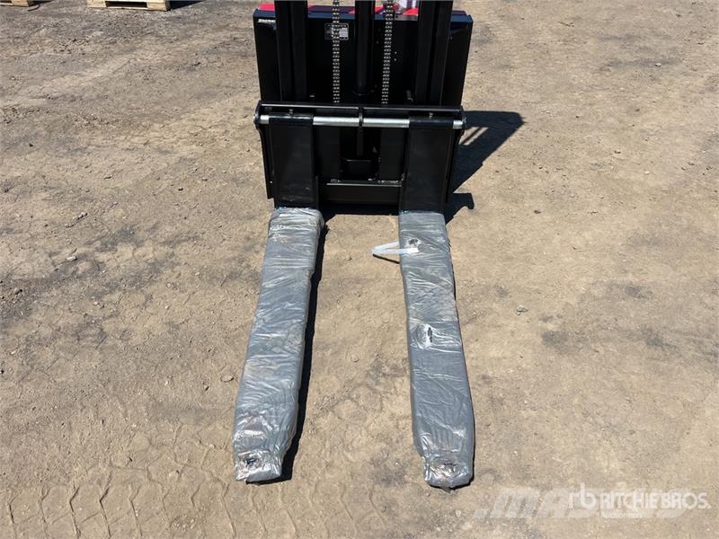  STARVOX CDD15 3300 lb Electric Stacker (Unused) Elektromos gyalogkíséretű targoncák