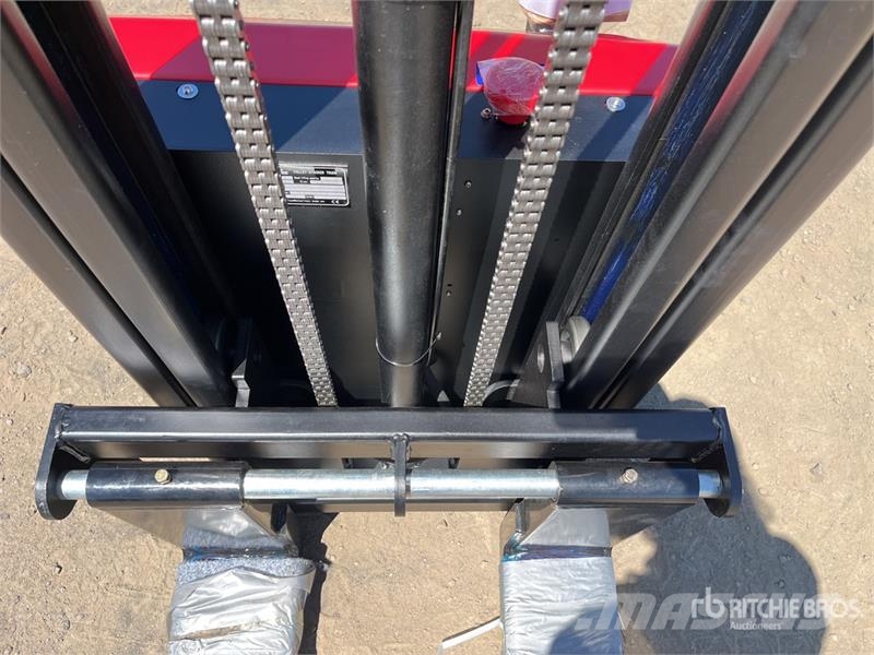 STARVOX CDD15 3300 lb Electric Stacker (Unused) Elektromos gyalogkíséretű targoncák