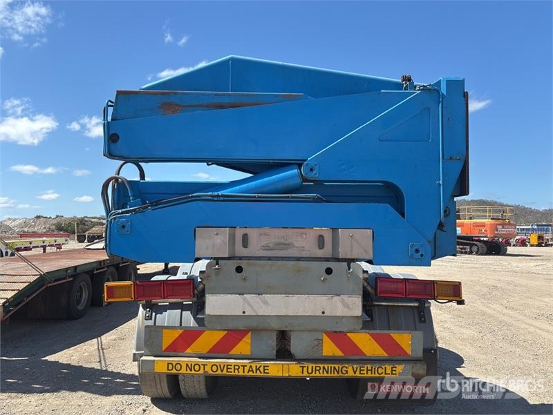 Steelbro 13.6 m Tri/A Side Loading Container Trailer Container trailers