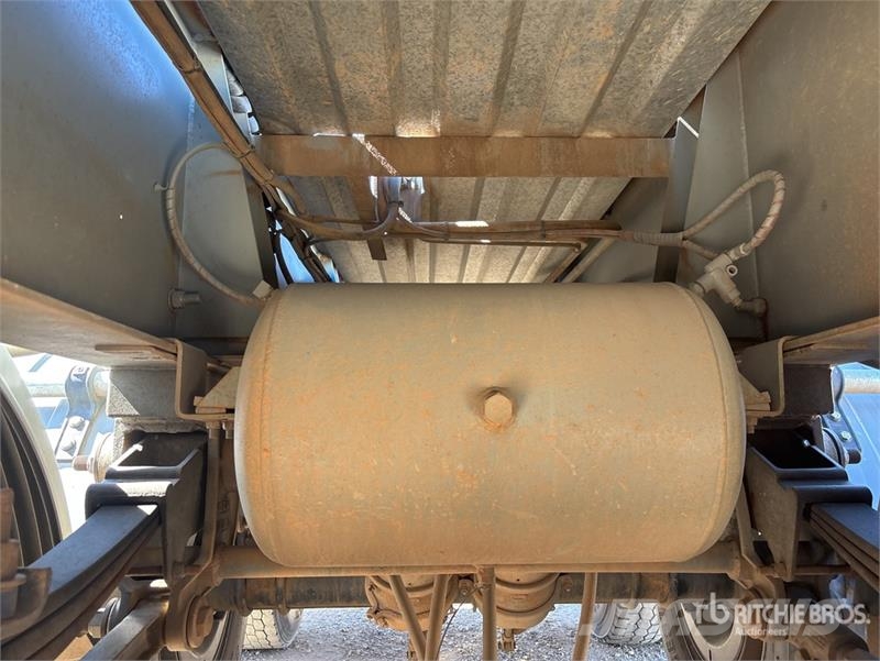 Steelbro 13.6 m Tri/A Side Loading Container Trailer Container trailers