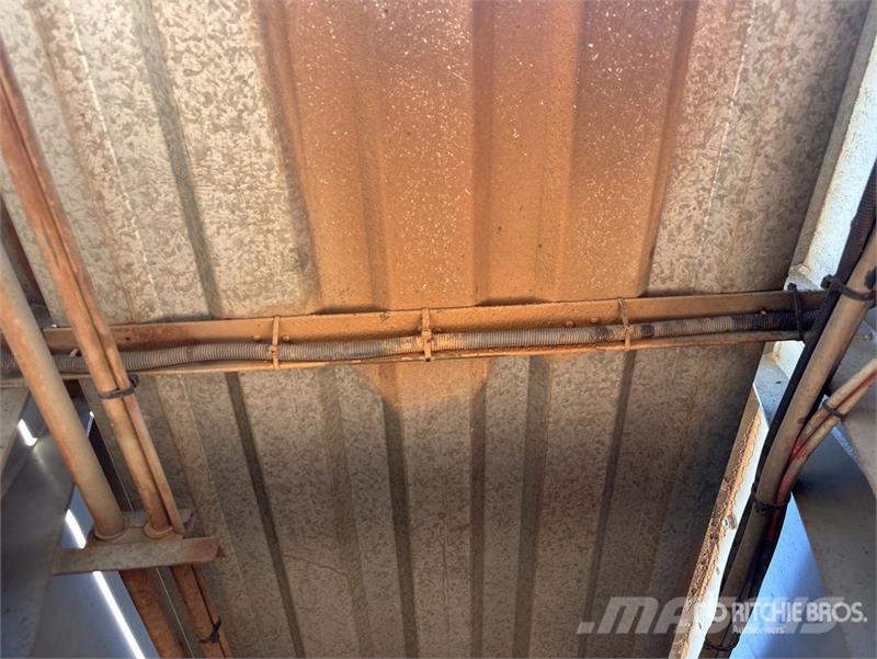 Steelbro 13.6 m Tri/A Side Loading Container Trailer Container trailers