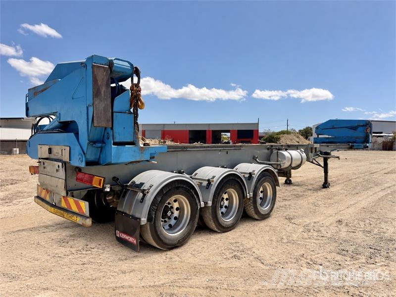 Steelbro 13.6 m Tri/A Side Loading Container Trailer Container trailers