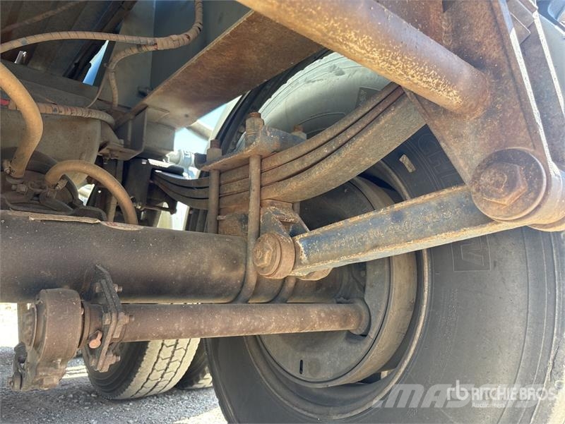 Steelbro 13.6 m Tri/A Side Loading Container Trailer Container trailers