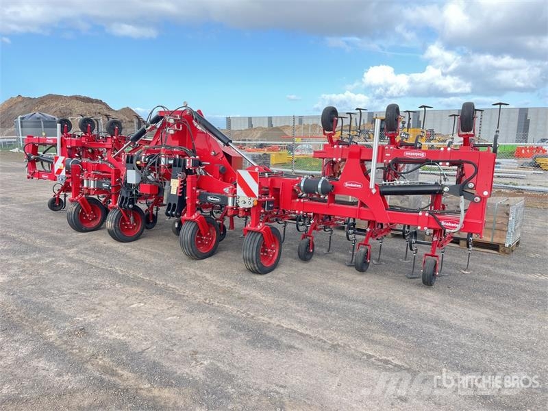 Steketee EC-Weeder 12 m 3-Point 9V Inter-Row Mechanical Wee その他耕運機とアクセサリー・アタッチメント