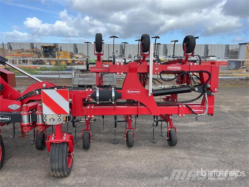 Steketee EC-Weeder 12 m 3-Point 9V Inter-Row Mechanical Wee その他耕運機とアクセサリー・アタッチメント
