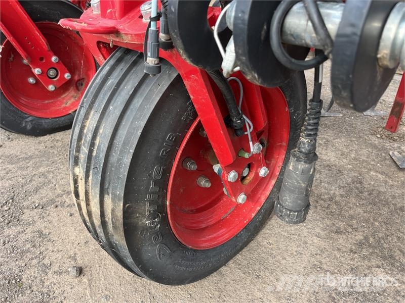 Steketee EC-Weeder 12 m 3-Point 9V Inter-Row Mechanical Wee その他耕運機とアクセサリー・アタッチメント