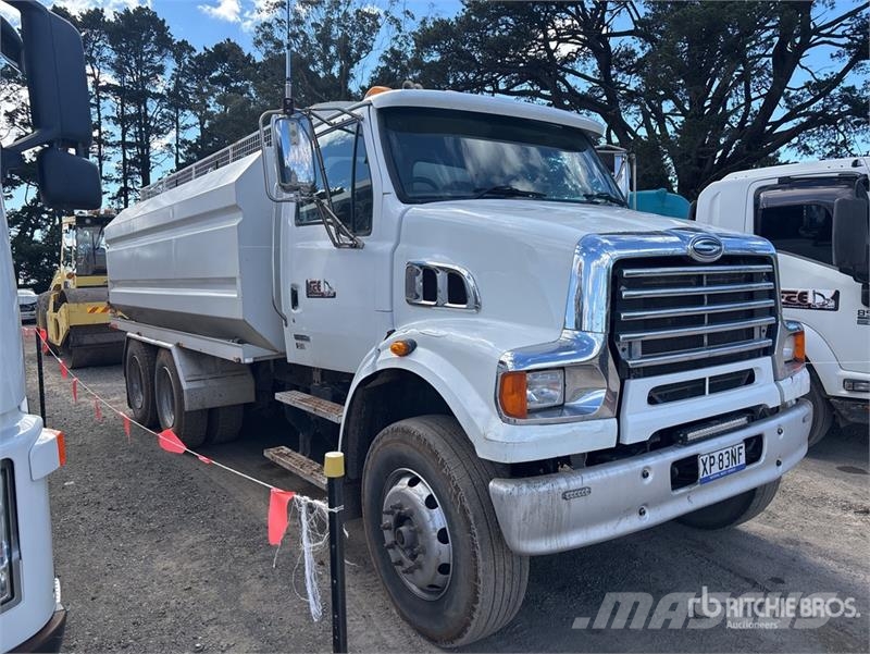 Sterling HX7500 6x4 Water Truck Tovornjaki za vodo
