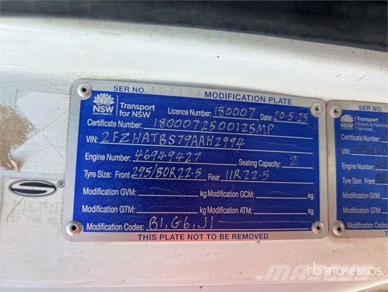 Sterling HX7500 6x4 Water Truck Tovornjaki za vodo