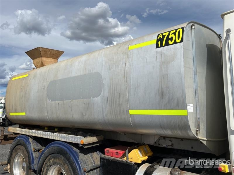 Sterling LT7500 Cisterny na vodu