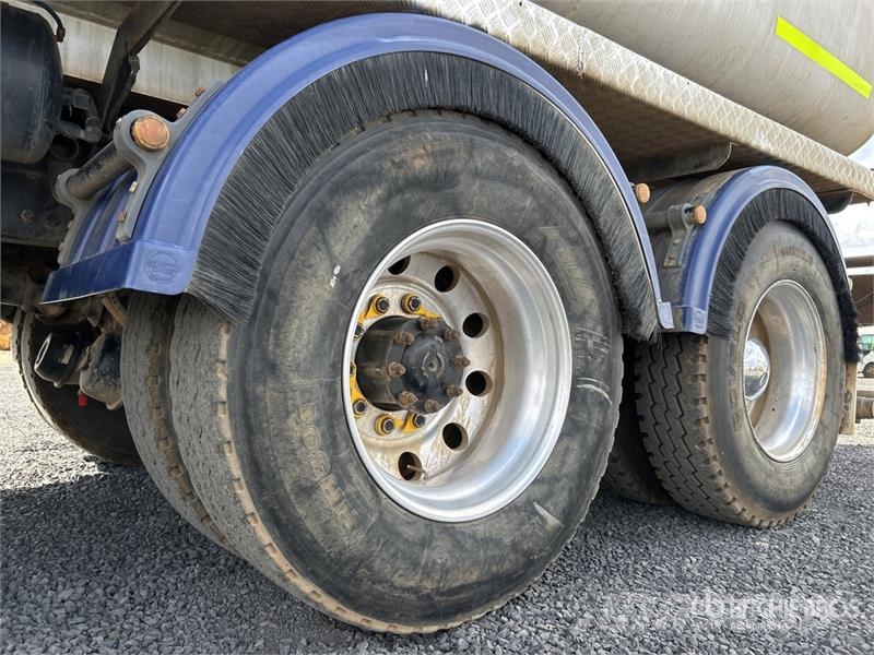 Sterling LT7500 Cisterny na vodu