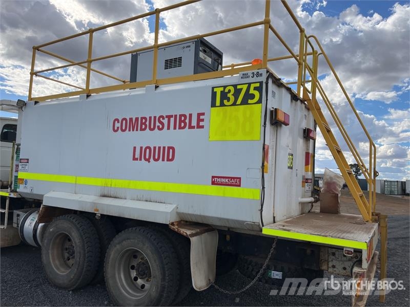 Sterling LT7500 8x4 Twin-Steer Fuel Truck Tanker trucks
