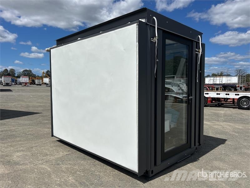 Suihe 0209-J01 20 ft x 10 ft Skid-Mounted Expandable Mob Bouw - Overige