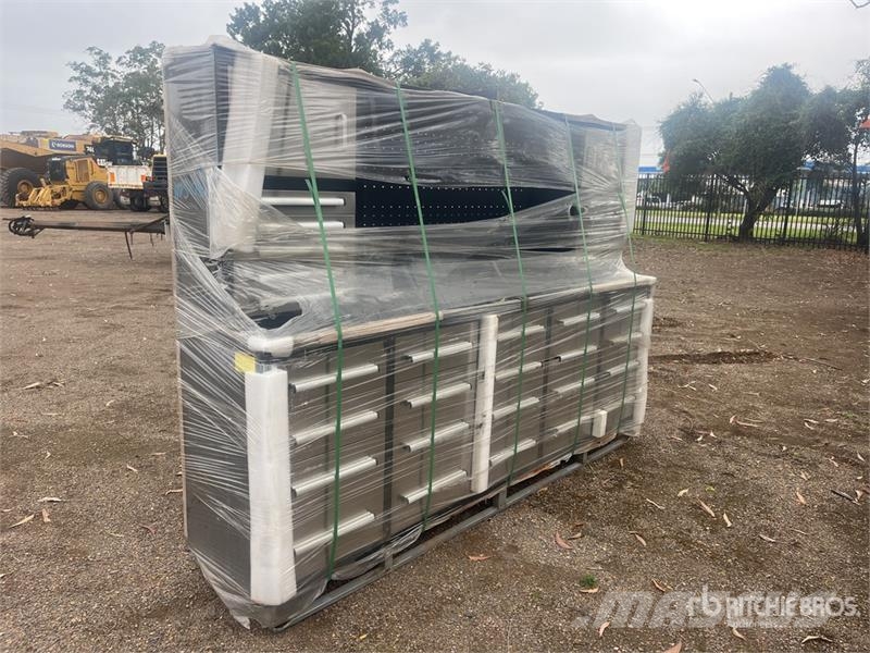 Suihe 2800 mm 30-Drawer Workbench (Unused) Other components