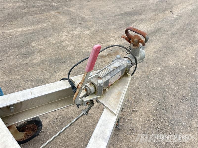 Sureweld Equipment Trailer Járműszállító pótkocsik