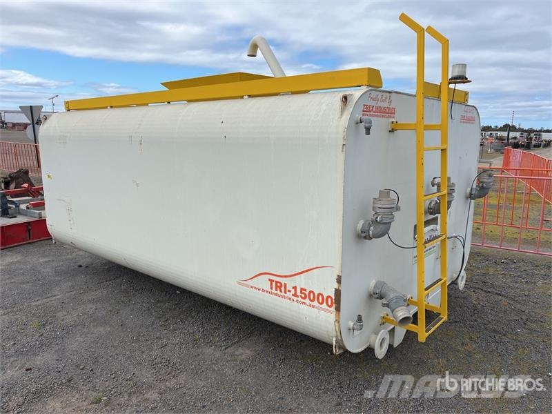 T-REX Industries TRI-15000 L Truck Mounted Water T Fuel and additive tanks