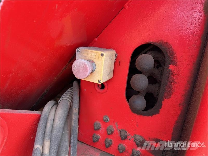 Terex 760T Tracked Trommel Screen الطبلة