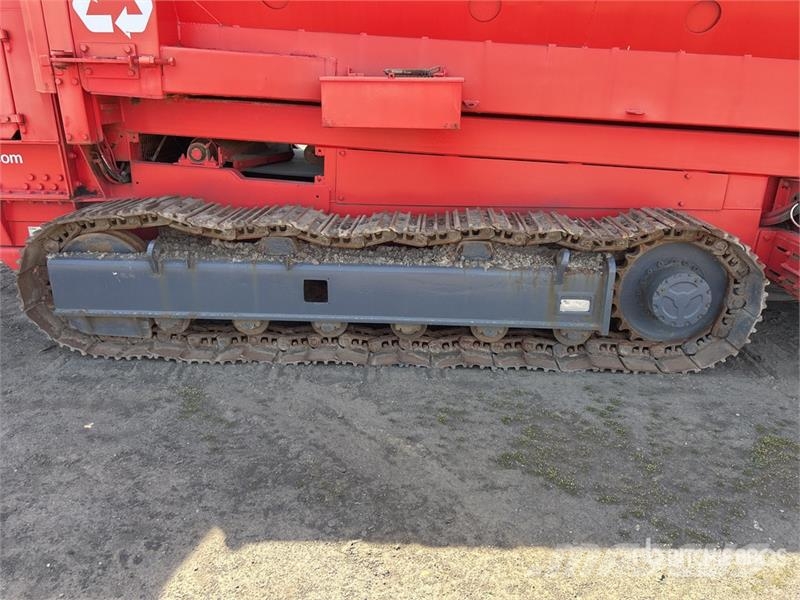 Terex 760T Tracked Trommel Screen الطبلة