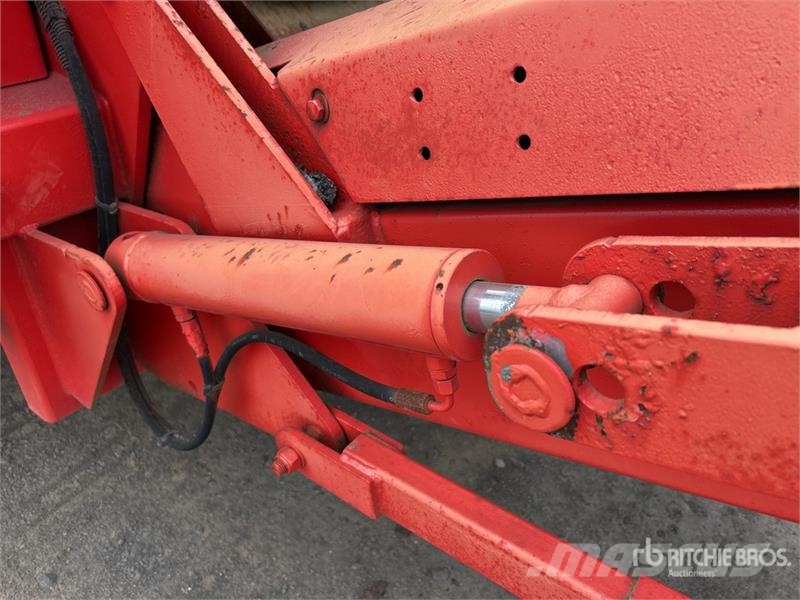 Terex 760T Tracked Trommel Screen الطبلة