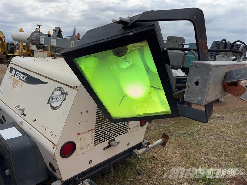 Terex AL4000 Освітлювальні вежі