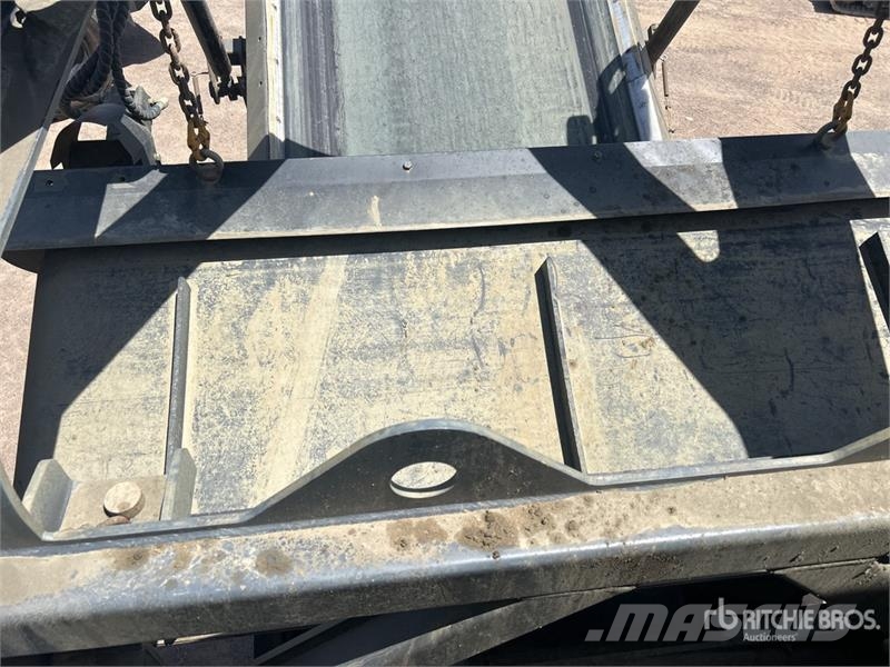 Terex Finlay I-140 Impact Crusher Motoren und Getriebe