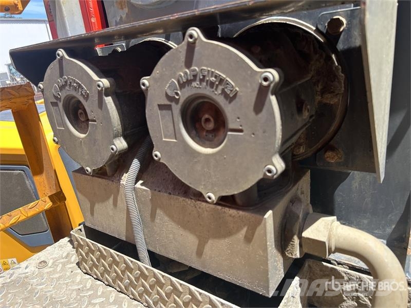Terex Finlay I-140 Impact Crusher Motoren und Getriebe