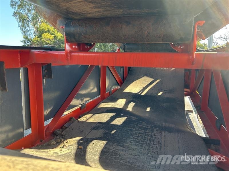 Terex Finlay WR80 900 mm x 22.85 m Portable Radial Stacking Man معدات البناء - غير ذلك