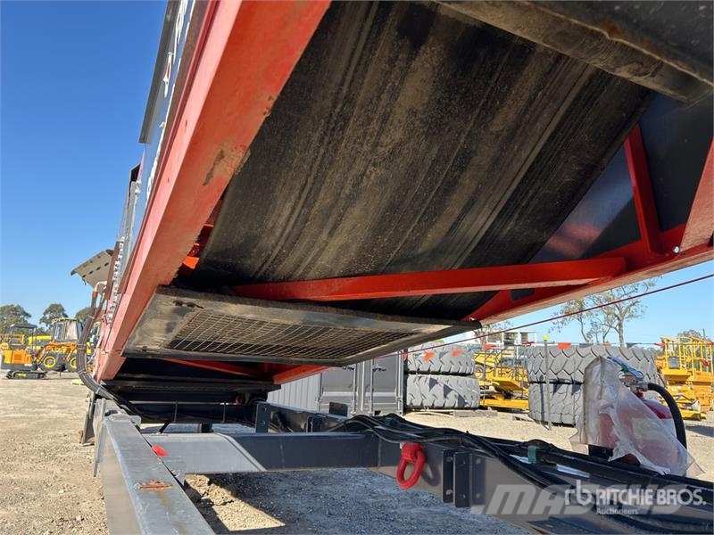 Terex Finlay WR80 900 mm x 22.85 m Portable Radial Stacking Man معدات البناء - غير ذلك