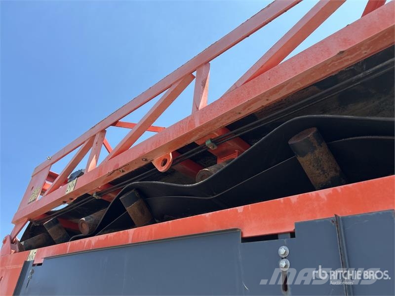Terex Finlay WR80 900 mm x 22.85 m Portable Radial Stacking Man معدات البناء - غير ذلك