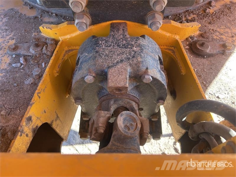 Thwaites 9 t 4x4 Swivel Dumper Mezei dömperek