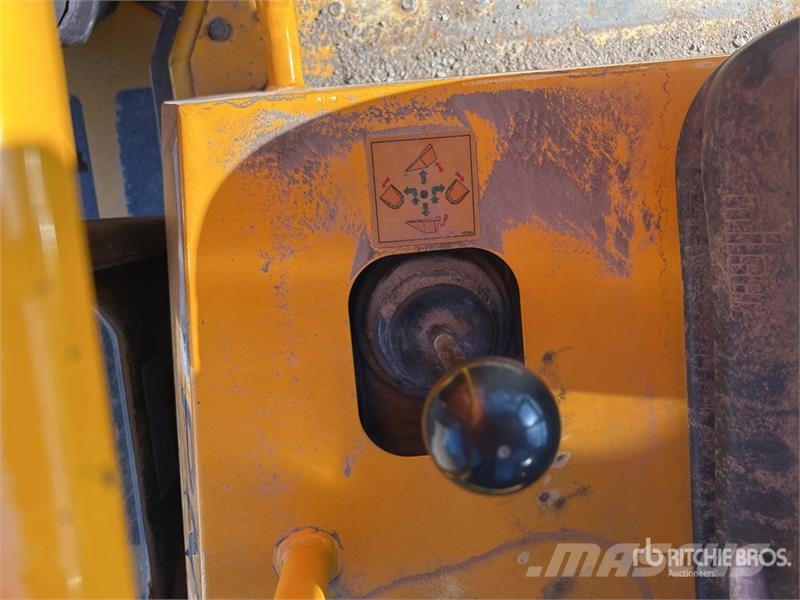 Thwaites 9 t 4x4 Swivel Dumper Mezei dömperek