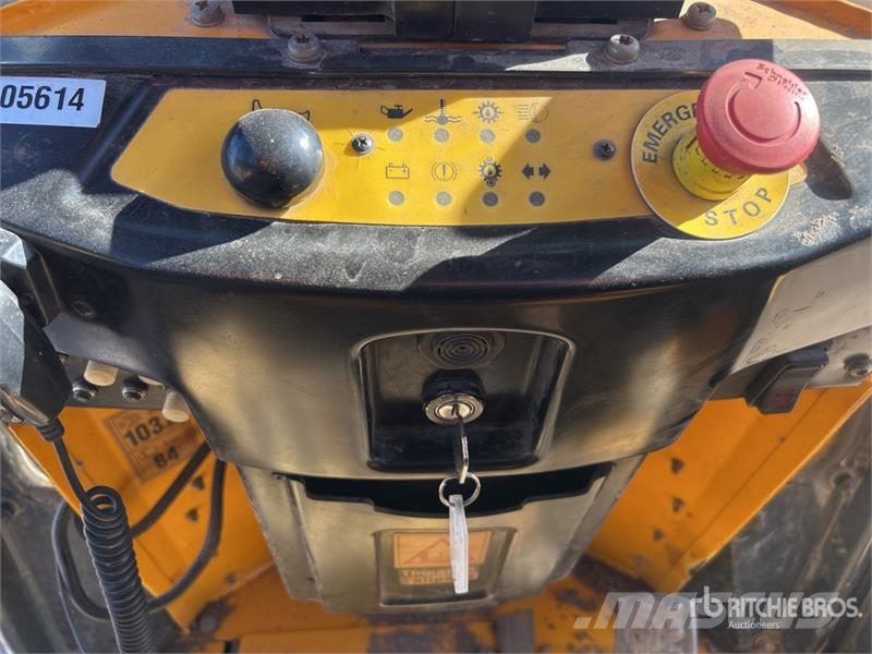 Thwaites 9 t 4x4 Swivel Dumper Mezei dömperek