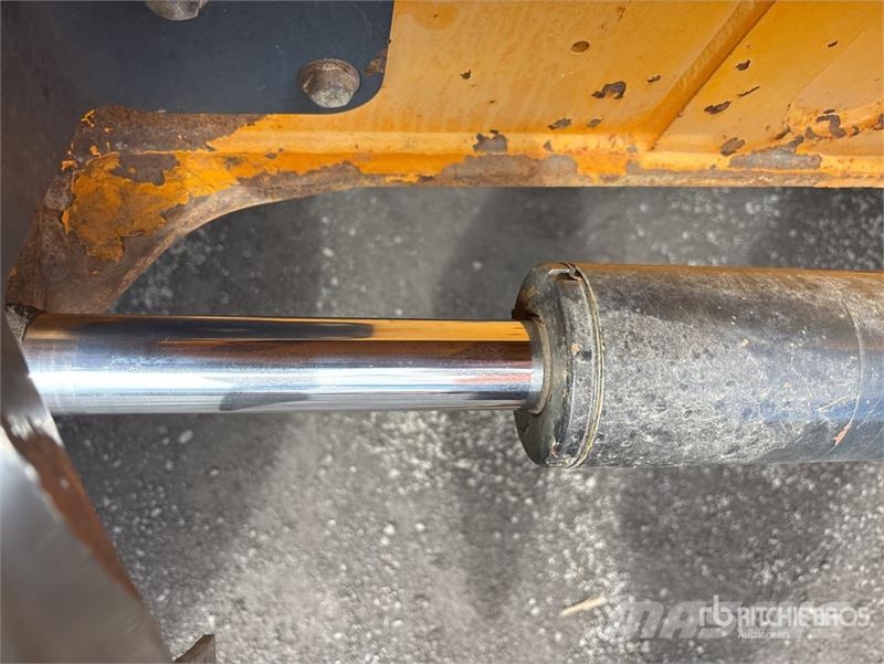 Thwaites MACH698 4x4 Swivel Dumper Demperi za gradilišta